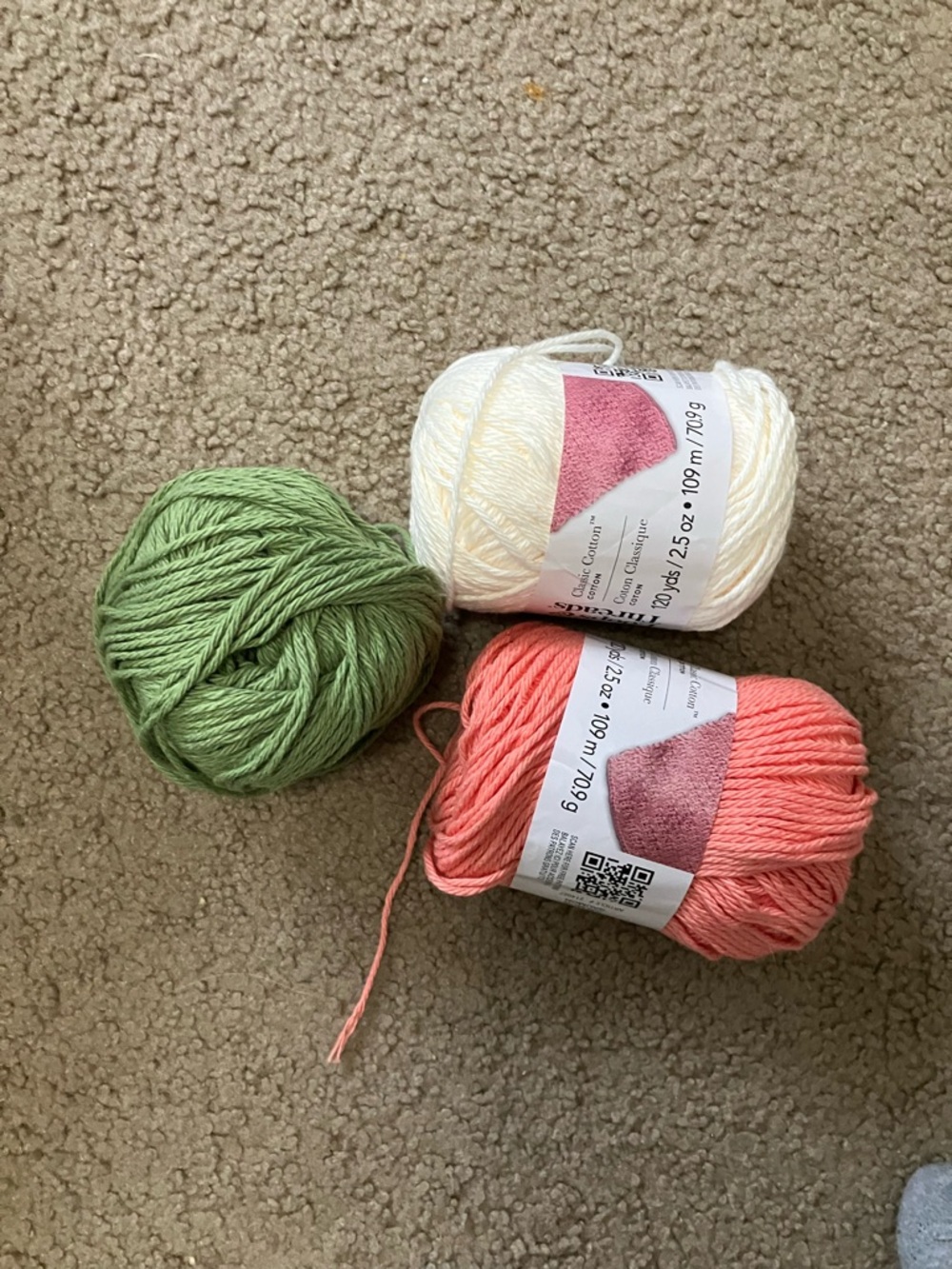 Loops & Threads cotton yarn bundle
